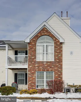 Property Slideshow image 3 of 30 | 2702 bluegrass dr b, Mount Laurel, NJ, 08054