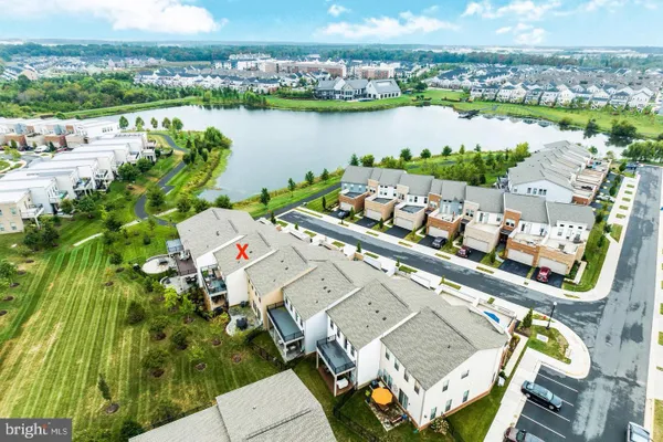 Property Slideshow image 2 of 79 | 42798 macbeth ter, Ashburn, VA, 20148