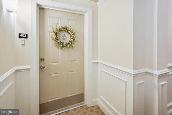 Property Slideshow image 2 of 56 | 15110 heather mill ln 402, Haymarket, VA, 20169