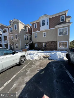 Property Slideshow image 2 of 29 | 6000 village way # 6205, Marcus Hook, PA, 19061