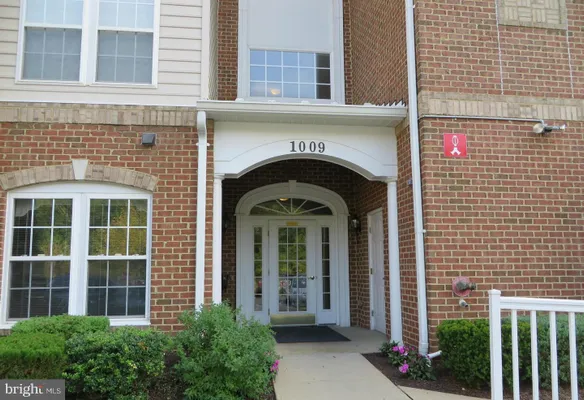 Property Slideshow image 2 of 2 | 1009 samantha ln apt 201, Odenton, MD, 21113