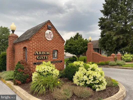 Property Slideshow image 2 of 79 | 36 rosemont dr, Myerstown, PA, 17067