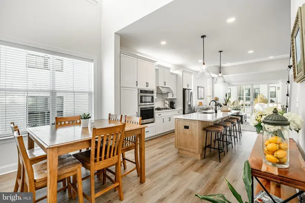 Property Slideshow image 3 of 37 | 923 stable way, Downingtown, PA, 19335