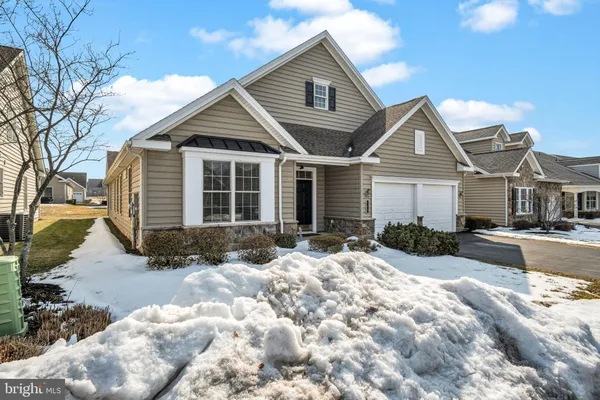 Property Slideshow image 2 of 48 | 288 founders way, Mechanicsburg, PA, 17050