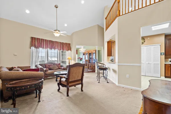 Property Slideshow image 3 of 25 | 100 fiddleleaf ln 301, Warrington, PA, 18976