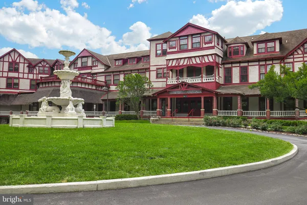 Property Slideshow image 2 of 33 | 9610 dewitt dr sh205, Silver Spring, MD, 20910