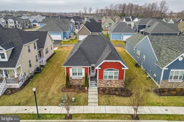 Property Slideshow image 3 of 43 | 305 prospect st, Milton, DE, 19968