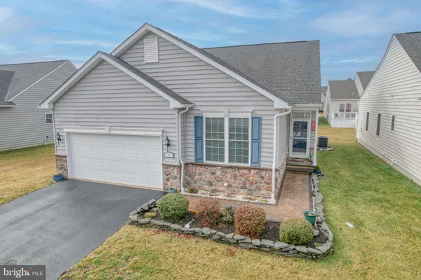 Property Slideshow image 2 of 32 | 95 oscar mill ln, Smyrna, DE, 19977