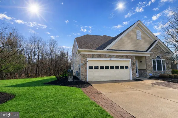 Property Slideshow image 2 of 17 | 44 mitchell ct, Marlton, NJ, 08053