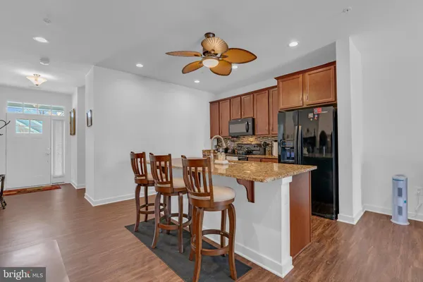 Property Slideshow image 3 of 21 | 56 camden cir, La Plata, MD, 20646