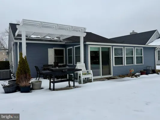 Property Slideshow image 3 of 3 | 29 marlborough dr, Southampton, NJ, 08088