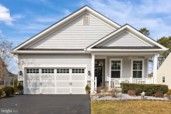 Property Slideshow image 2 of 63 | 8 starboard ct, Little Egg Harbor Twp, NJ, 08087