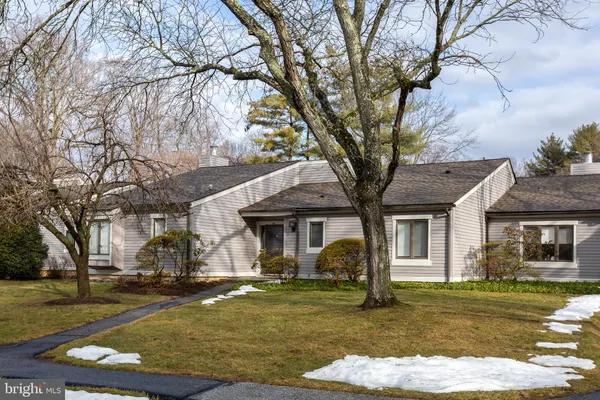 Property Slideshow image 3 of 38 | 161 chandler dr, West Chester, PA, 19380