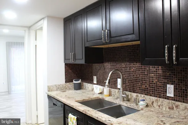 Property Slideshow image 2 of 28 | 15002 eardley ct 282-b, Silver Spring, MD, 20906