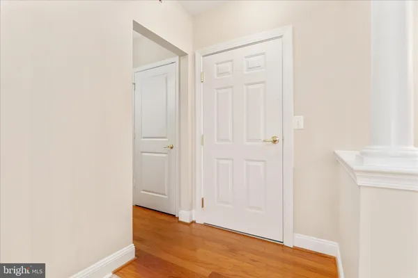 Property Slideshow image 2 of 49 | 6696 club house ln 206, Warrenton, VA, 20187