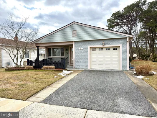 Property Slideshow image 2 of 52 | 3 woodstock dr, Toms River, NJ, 08757