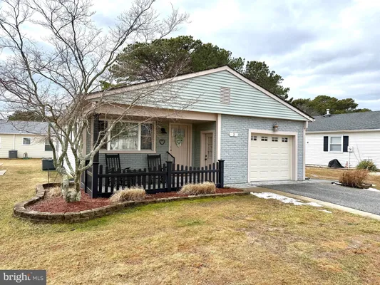 Property Slideshow image 3 of 52 | 3 woodstock dr, Toms River, NJ, 08757