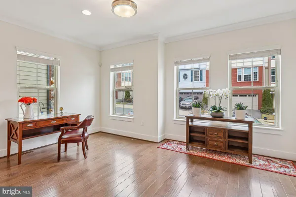 Property Slideshow image 3 of 36 | 6127 olivet dr, Alexandria, VA, 22315