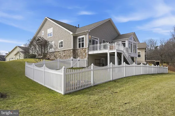 Property Slideshow image 2 of 77 | 105 turnstone ln, Lake Frederick, VA, 22630