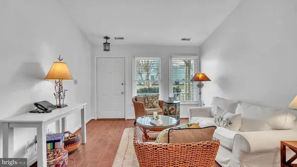 Property Slideshow image 3 of 27 | 1943 marconi cir, Annapolis, MD, 21401