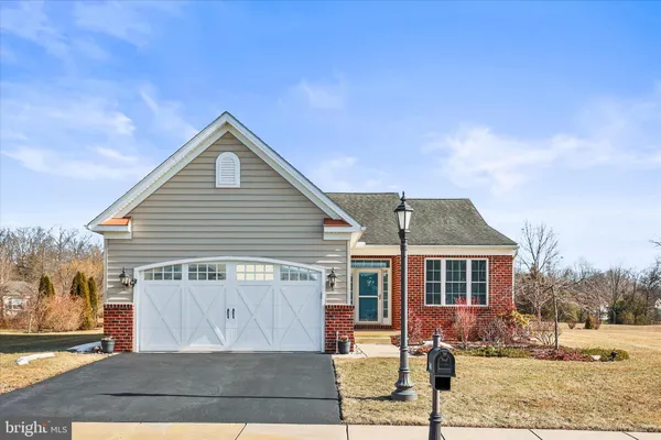 Property Slideshow image 3 of 41 | 148 woodhaven dr, Gettysburg, PA, 17325