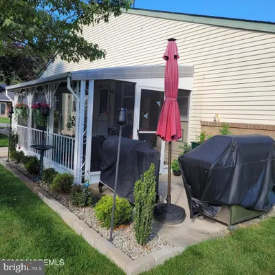 Property Slideshow image 3 of 5 | 14 penwood dr b, Whiting, NJ, 08759