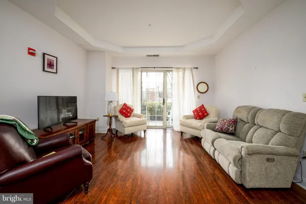 Property Slideshow image 2 of 24 | 2123 windrow dr, Princeton, NJ, 08540