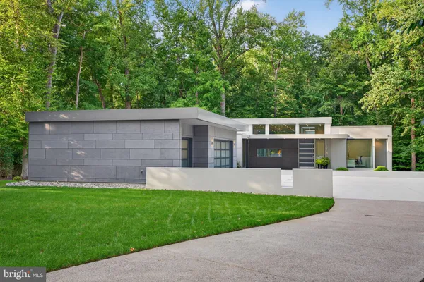 Property Slideshow image 2 of 50 | 132 jefferson hundred, Williamsburg, VA, 23185