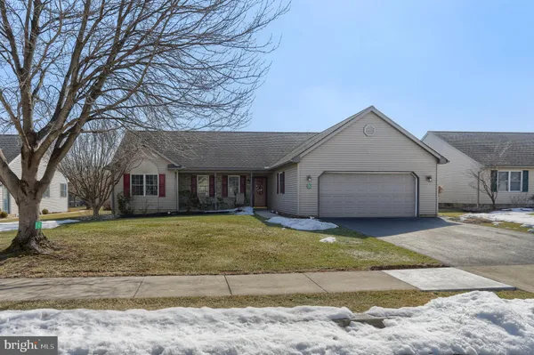 Property Slideshow image 3 of 55 | 34 scenic dr, Myerstown, PA, 17067