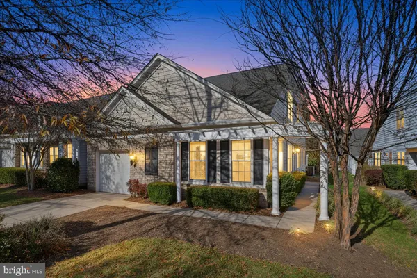 Property Slideshow image 2 of 57 | 44420 sunset maple dr, Ashburn, VA, 20147