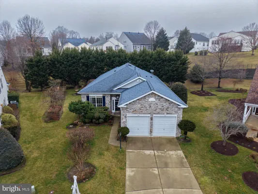 Property Slideshow image 2 of 46 | 3741 russett maple ct, Dumfries, VA, 22025