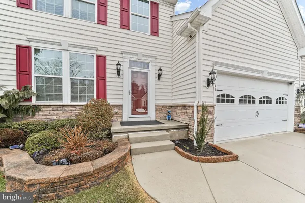 Property Slideshow image 2 of 38 | 61 virginia dr, Atco, NJ, 08004