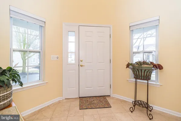 Property Slideshow image 3 of 53 | 931 nathaniel trl, Warwick, PA, 18974