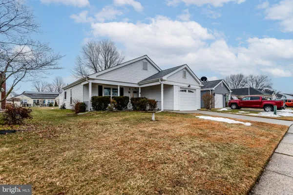 Property Slideshow image 3 of 31 | 9 westminster dr, Southampton, NJ, 08088