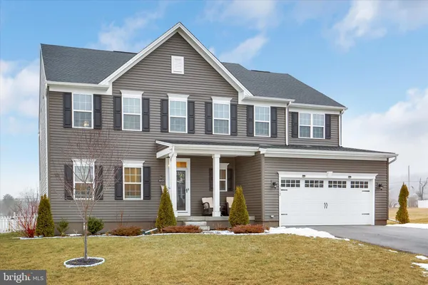 Property Slideshow image 3 of 80 | 3012 vanessa dr, Harrisburg, PA, 17112