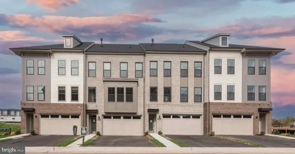 Property Slideshow image 2 of 24 | 23695 hardesty ter, Ashburn, VA, 20148