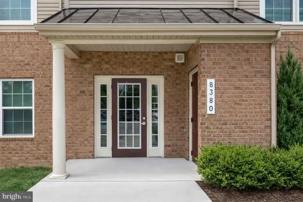 Property Slideshow image 2 of 40 | 8380 ice crystal dr n, Laurel, MD, 20723