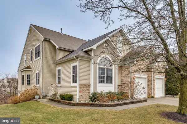 Property Slideshow image 3 of 73 | 50 trainor cir, Bordentown, NJ, 08505