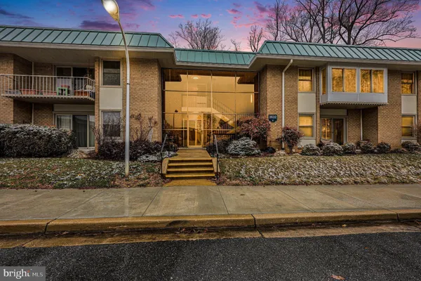 Property Slideshow image 2 of 20 | 3632 gleneagles dr 8-2h, Silver Spring, MD, 20906