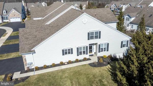 Property Slideshow image 3 of 54 | 30 komen ct, Sellersville, PA, 18960