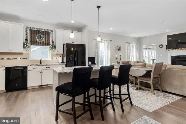 Property Slideshow image 3 of 30 | 13880 patriot way, Hagerstown, MD, 21740