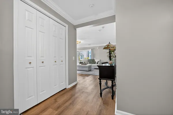 Property Slideshow image 3 of 29 | 71101 delaire landing rd 101, Philadelphia, PA, 19114