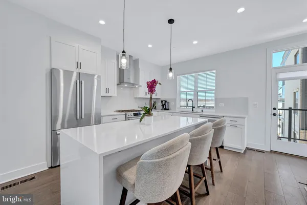 Property Slideshow image 3 of 34 | 1249 northside park blvd, Potomac, MD, 20854