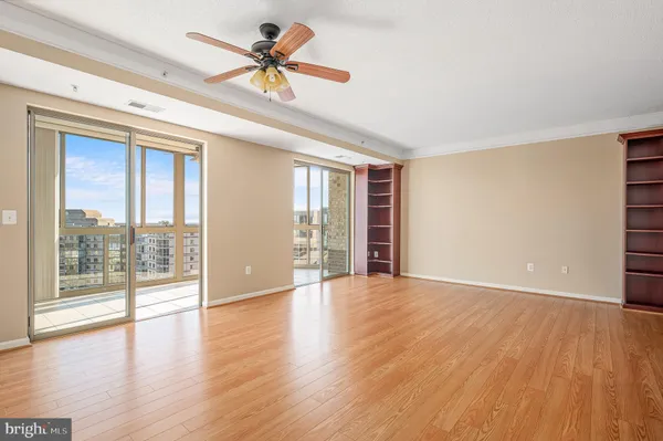 Property Slideshow image 3 of 34 | 19365 cypress ridge ter 1115, Leesburg, VA, 20176