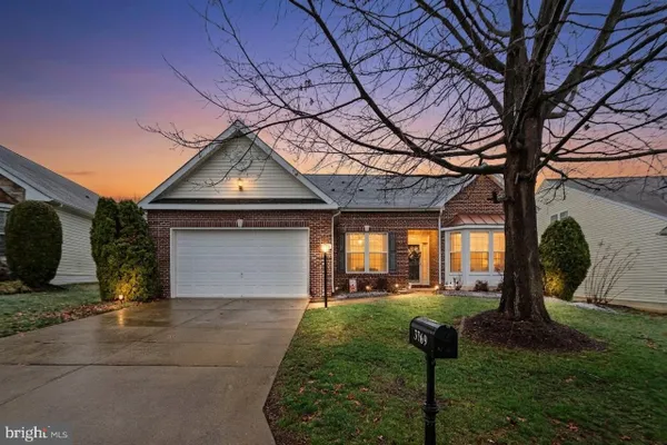 Property Slideshow image 3 of 45 | 3769 russett maple ct, Dumfries, VA, 22025