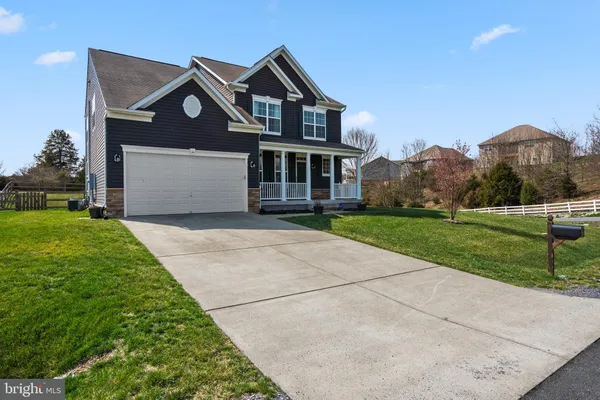 Property Slideshow image 3 of 44 | 18 albatross ct, Front Royal, VA, 22630