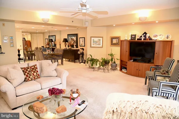 Property Slideshow image 3 of 60 | 5303 centennial sta 530, Warminster, PA, 18974