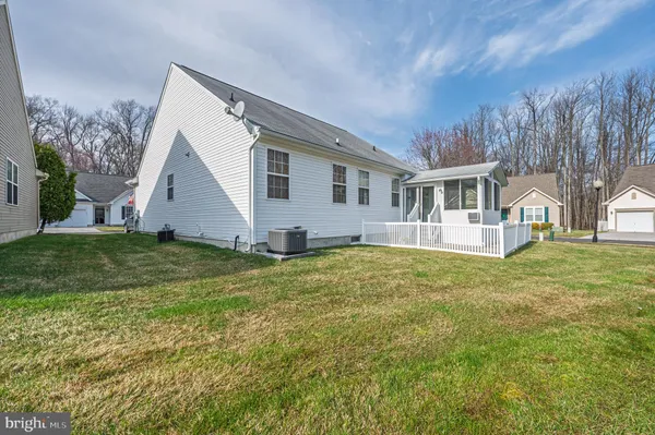 Property Slideshow image 3 of 49 | 607 hidden oaks dr, Woodbury, NJ, 08096