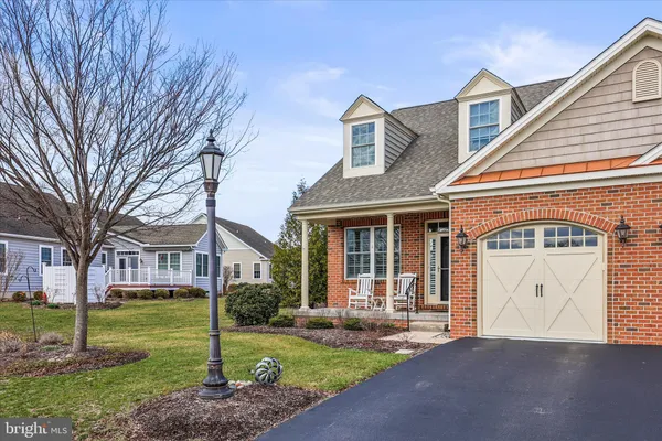 Property Slideshow image 2 of 44 | 157 woodhaven dr, Gettysburg, PA, 17325