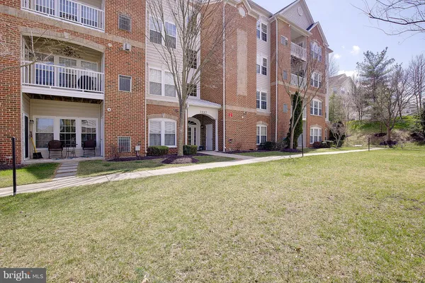 Property Slideshow image 2 of 45 | 1007 samantha ln 404, Odenton, MD, 21113